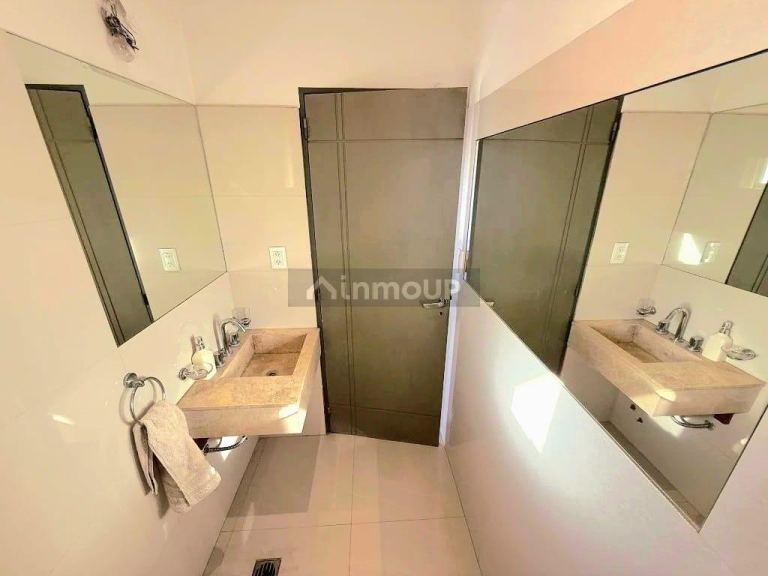 Casa en Venta en Guaymallen, Mendoza - USD 295.000 | Inmoup - 12