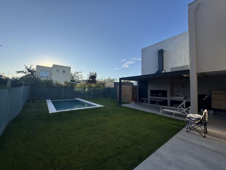 Casa en Alquiler en Lujan de Cuyo, Mendoza
