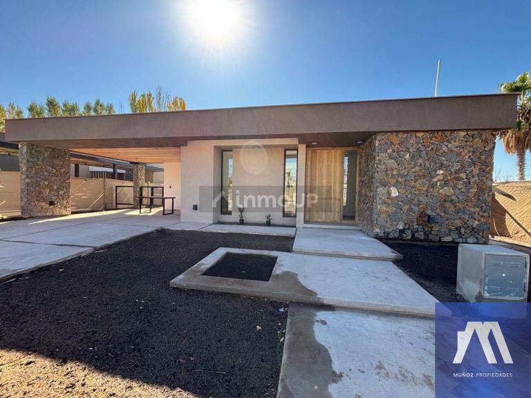 Casa en Venta en Lujan de Cuyo, Mendoza - USD 285.000 | Inmoup - 10