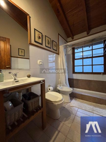 Casa en Venta en Guaymallen, Mendoza - USD 350.000 | Inmoup - 19