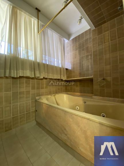 Casa en Venta en Capital, Mendoza - USD 420.000 | Inmoup - 25