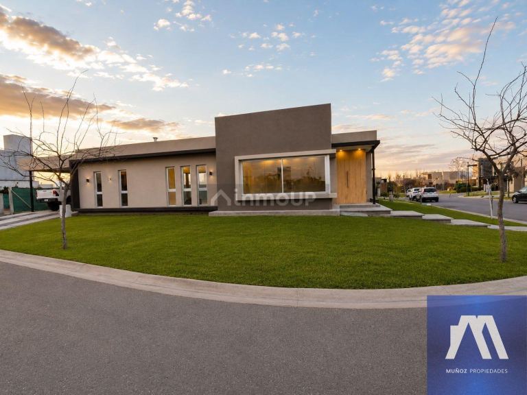 Casa en Venta en Maipu, Mendoza - USD 279.000 | Inmoup - 28