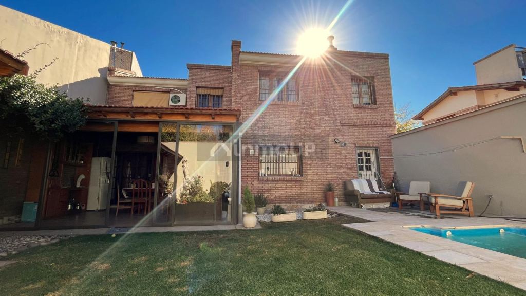 Casa en Venta en Guaymallen, Mendoza
