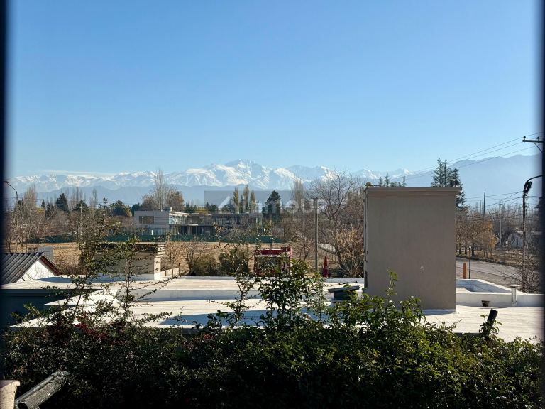 Oficina en Alquiler en Lujan de Cuyo, Mendoza