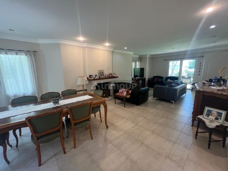 Casa en Venta en Guaymallen, Mendoza