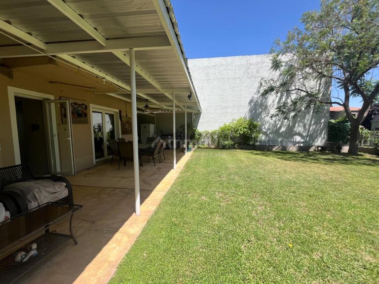 Casa en Venta en Guaymallen, Mendoza