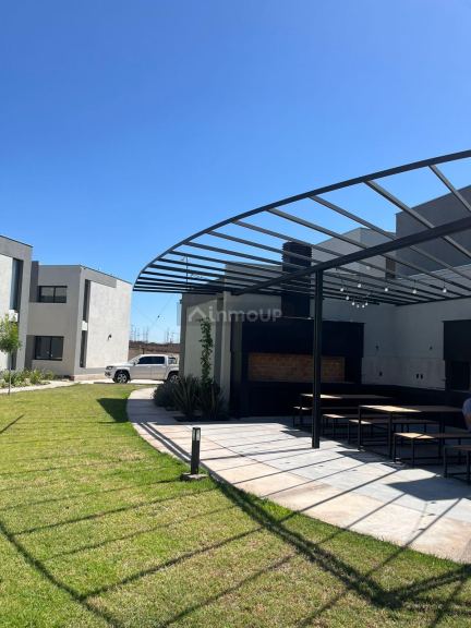 Lujan de Cuyo Modesto Lima, esquina Córdoba, TERRUAR