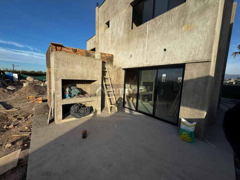 P H en Venta en Maipu, Mendoza