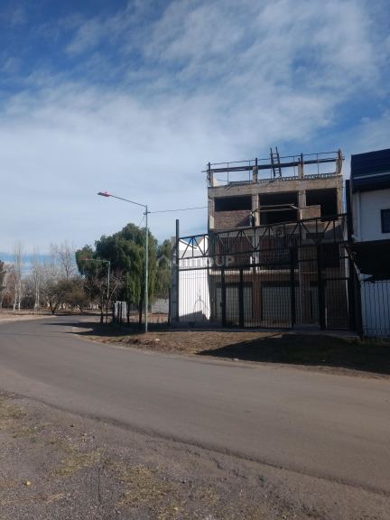 Local Comercial en Alquiler en Godoy Cruz, Mendoza