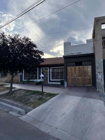 Casa en Alquiler en Godoy Cruz, Mendoza