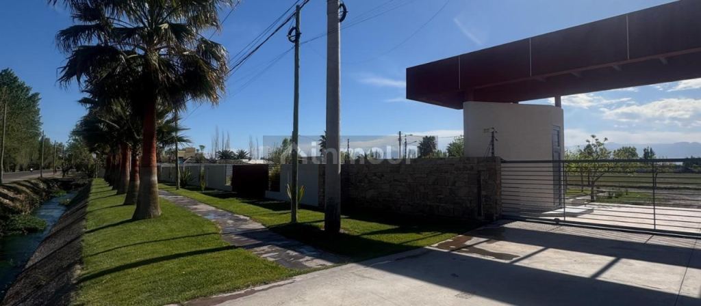 Casa en Venta en Guaymallen, Mendoza