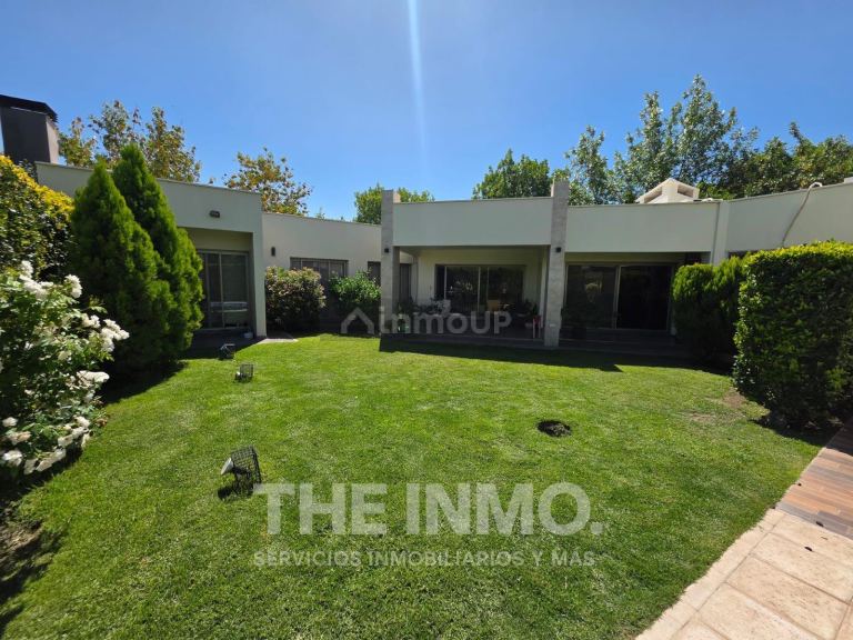 Casa en Venta en Guaymallen, Mendoza