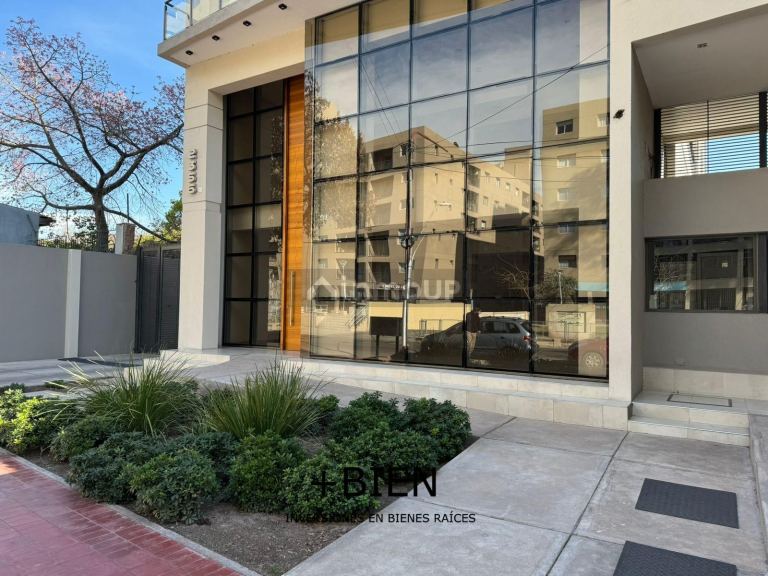 Local Comercial en Alquiler en Capital, Mendoza