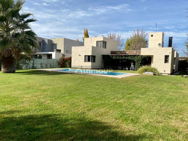 Casa en Venta en Lujan de Cuyo, Mendoza
