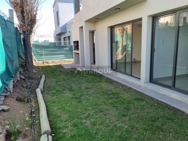 Casa en Alquiler en Lujan de Cuyo, Mendoza