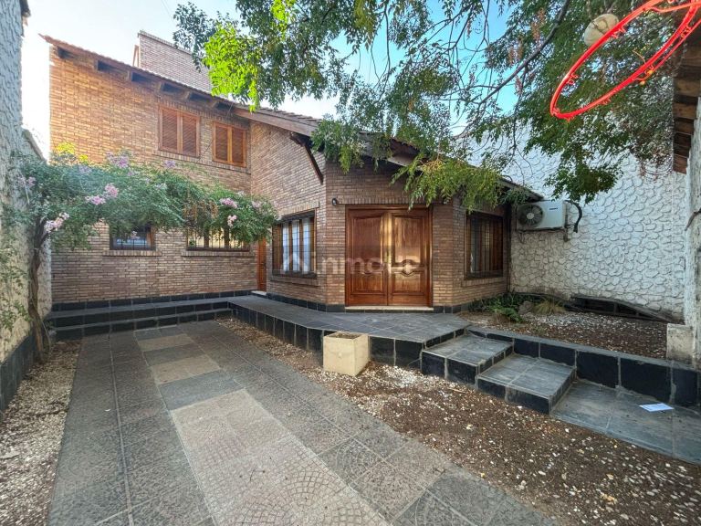 Casa en Alquiler en Capital, Mendoza
