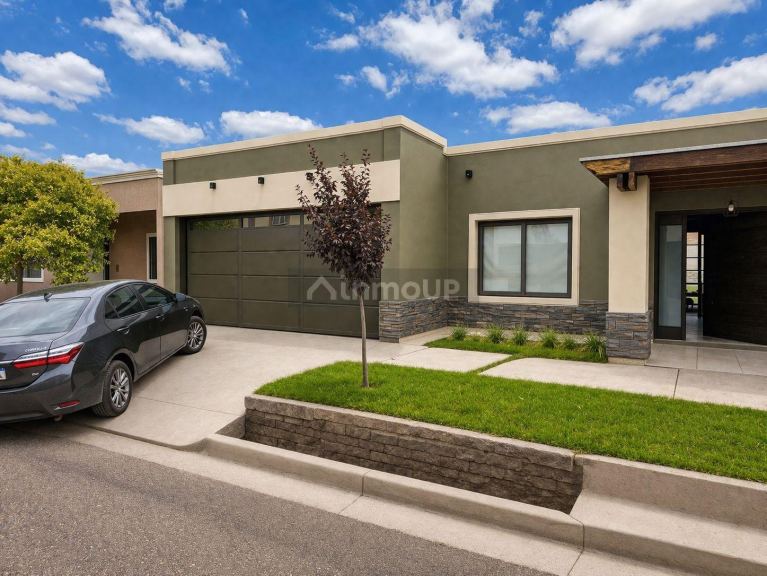 Casa en Venta en Guaymallen, Mendoza