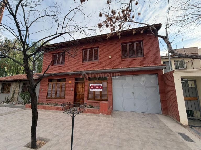 Casa en Alquiler en Godoy Cruz, Mendoza