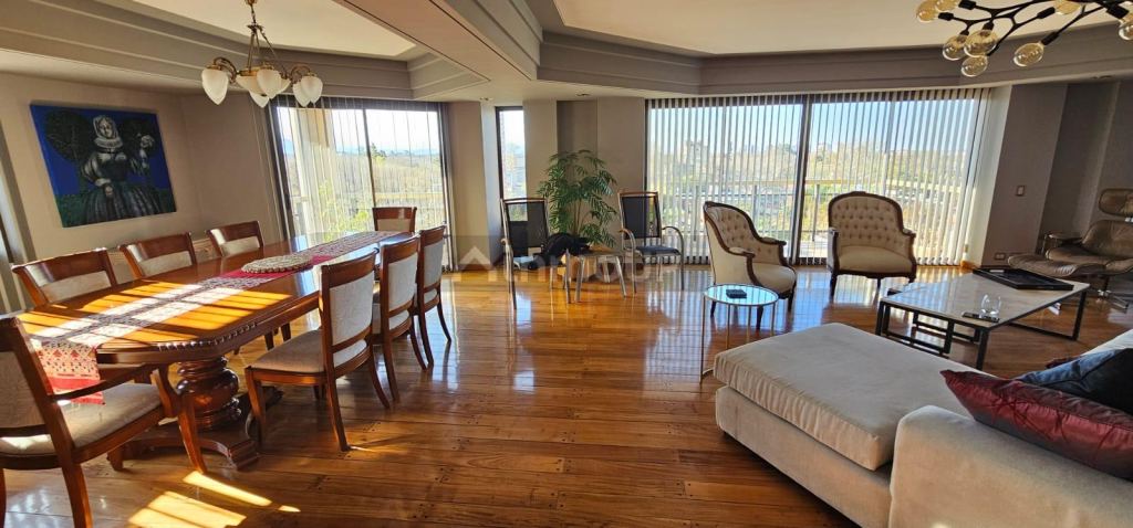 Piso en Venta en Capital, Mendoza