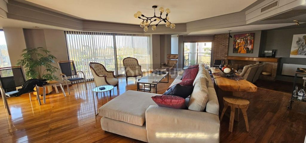 Piso en Venta en Capital, Mendoza