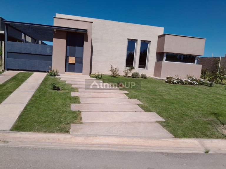 Casa en Venta en Maipu, Mendoza