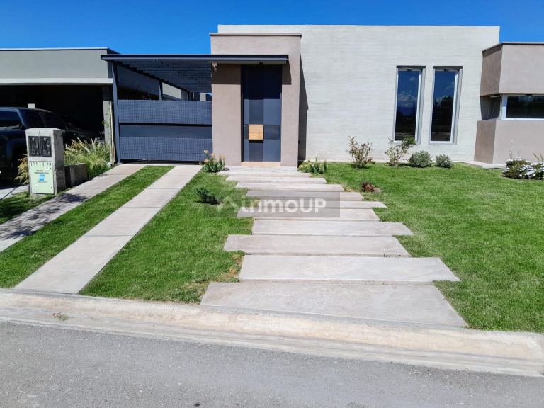 Casa en Venta en Maipu, Mendoza