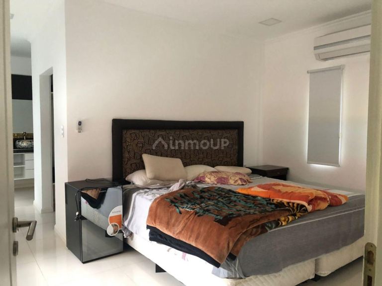 Casa en Alquiler en Pinamar, Buenos Aires Costa Atlantica