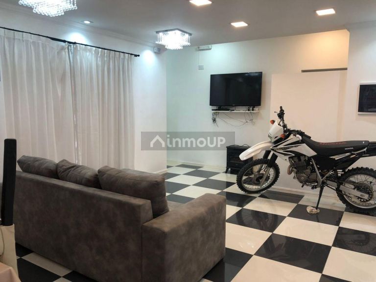 Casa en Venta en Pinamar, Buenos Aires Costa Atlantica