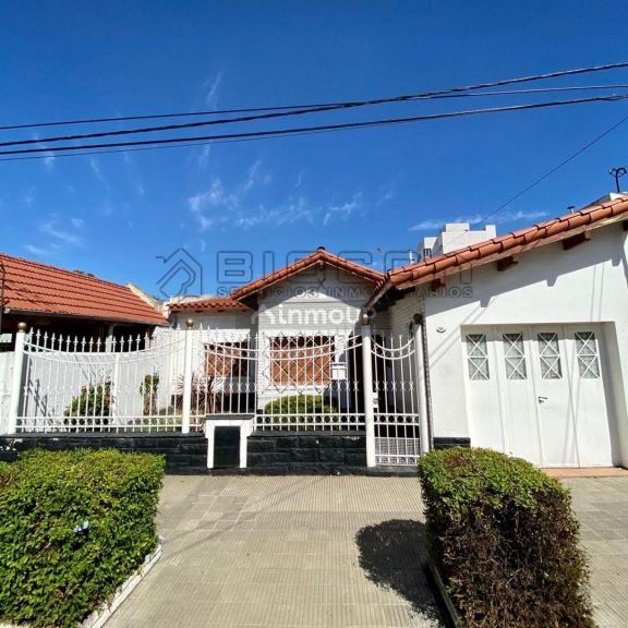 Casa en Venta en Bahia Blanca, Buenos Aires Interior