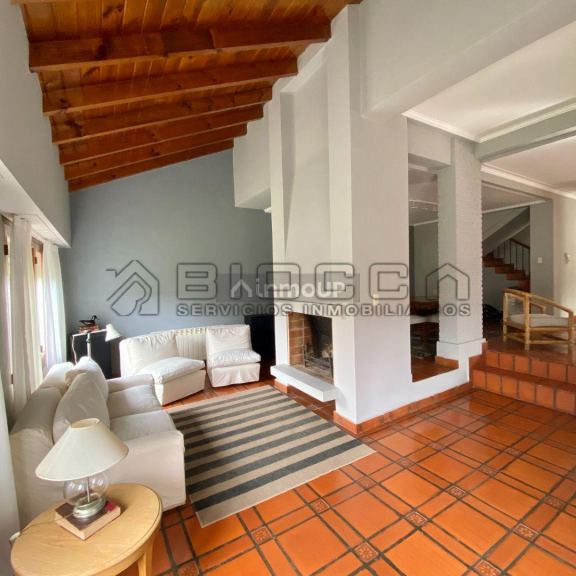 Casa en Venta en Bahia Blanca, Buenos Aires Interior