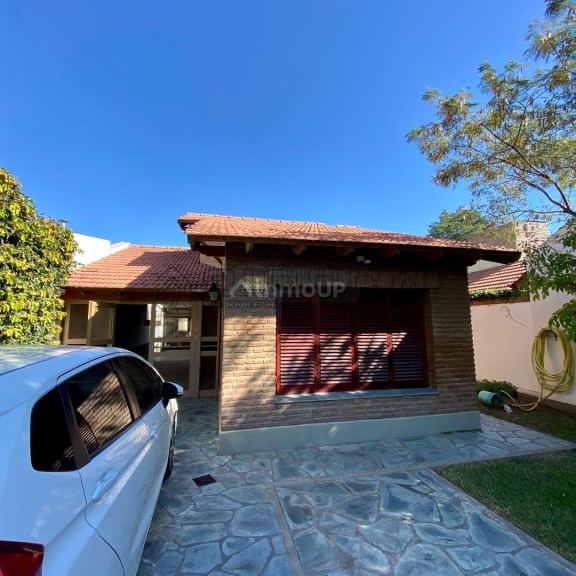 Casa en Venta en Bahia Blanca, Buenos Aires Interior