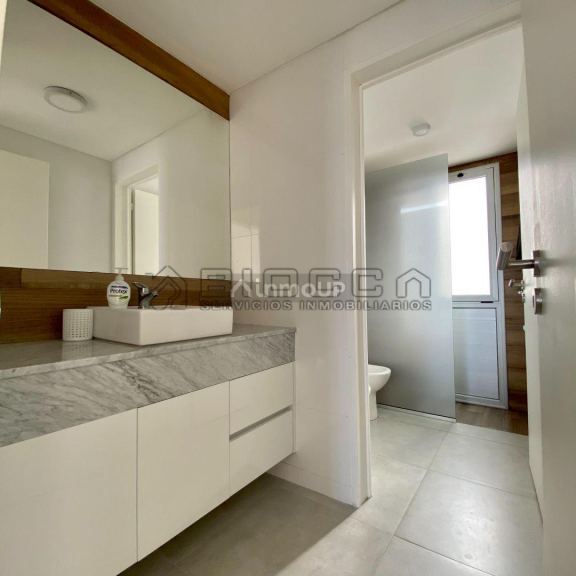 Departamento en Venta en Bahia Blanca, Buenos Aires Interior