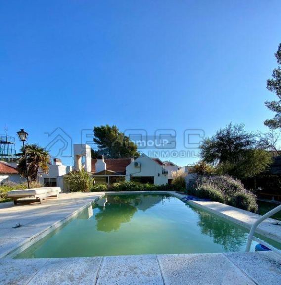 Casa en Venta en Bahia Blanca, Buenos Aires Interior