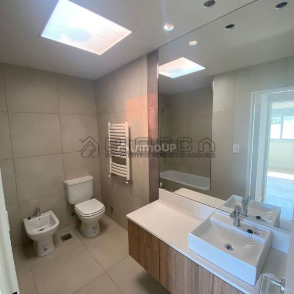 Casa en Venta en Bahia Blanca, Buenos Aires Interior