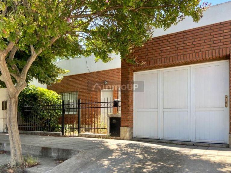 Casa en Venta en Bahia Blanca, Buenos Aires Interior