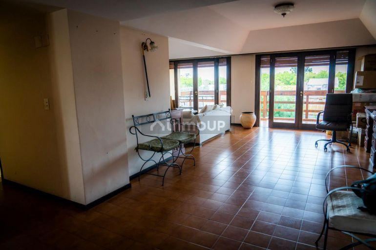 Departamento en Venta en Balcarce, Buenos Aires Interior