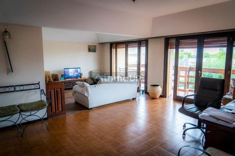 Departamento en Venta en Balcarce, Buenos Aires Interior
