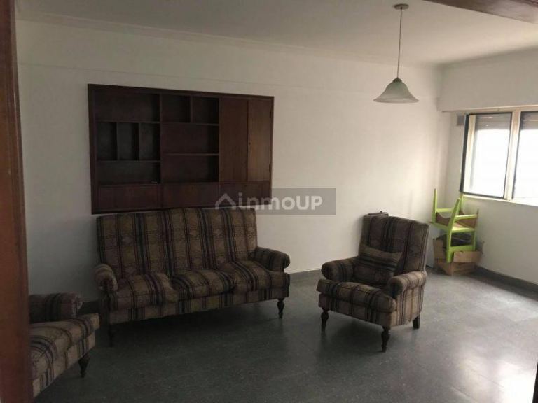 Departamento en Venta en Balcarce, Buenos Aires Interior