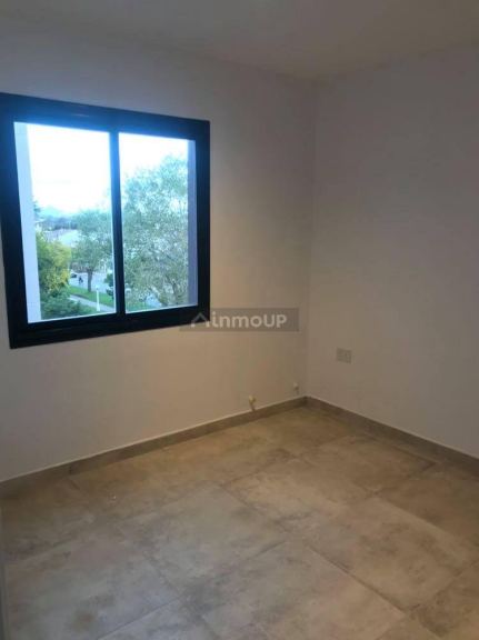 Departamento en Venta en Balcarce, Buenos Aires Interior