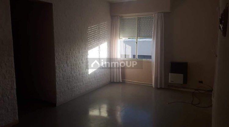 Departamento en Venta en Balcarce, Buenos Aires Interior