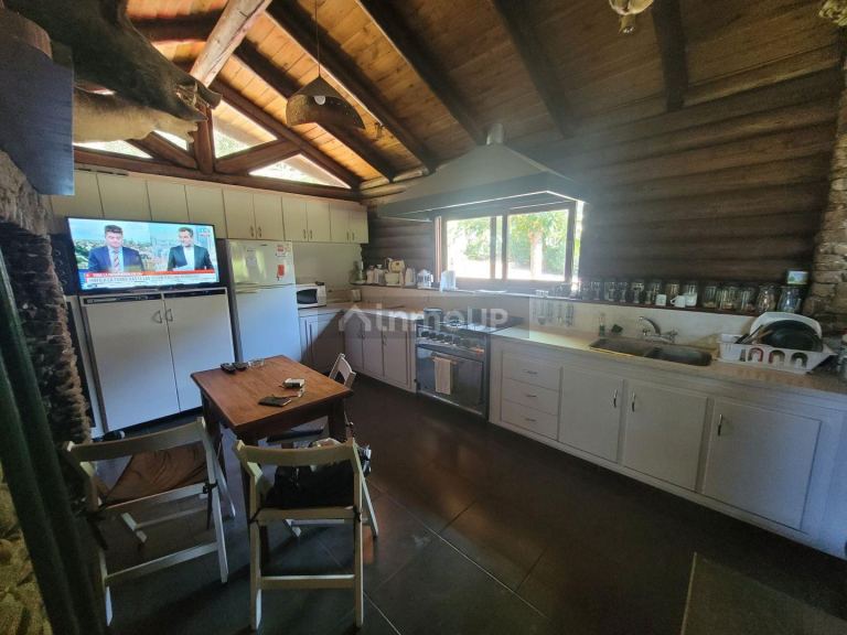 Casa en Venta en Balcarce, Buenos Aires Interior