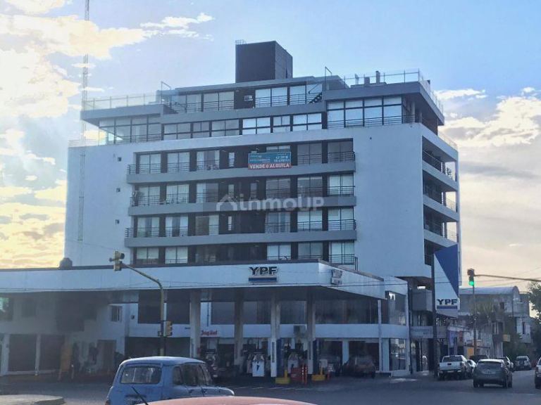 Departamento en Venta en Balcarce, Buenos Aires Interior