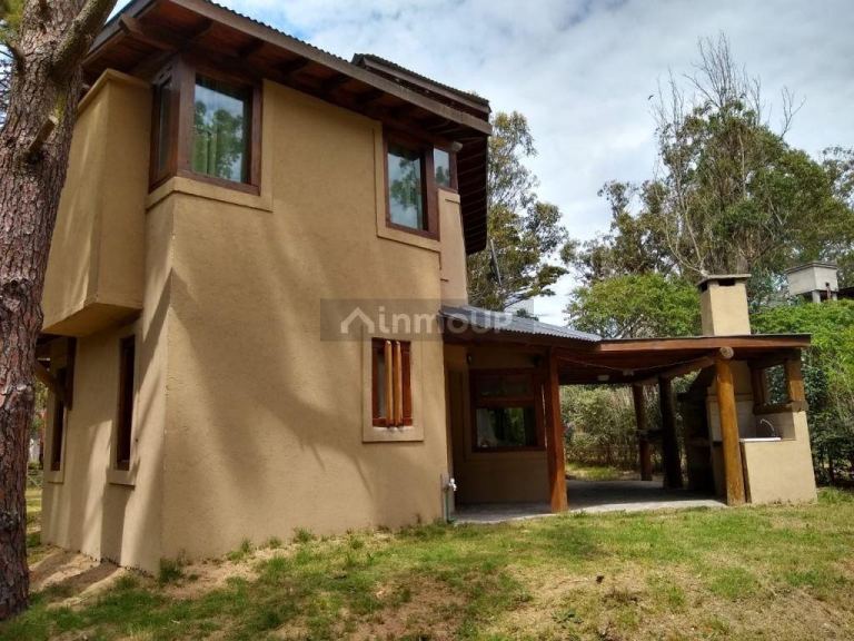 Casa en Venta en Pinamar, Buenos Aires Costa Atlantica