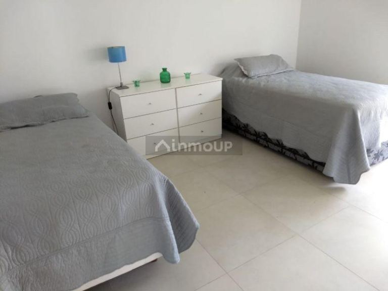 Casa en Venta en Pinamar, Buenos Aires Costa Atlantica