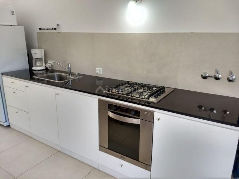 Casa en Venta en Pinamar, Buenos Aires Costa Atlantica