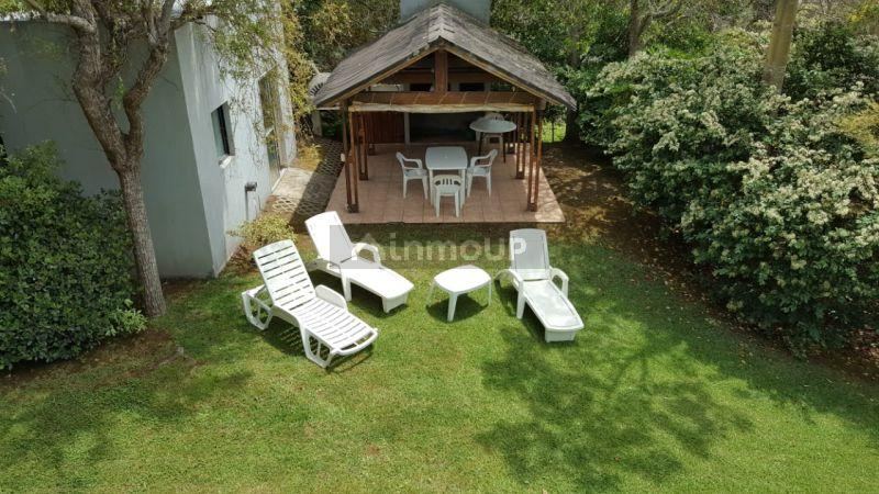 Casa en Venta en Pinamar, Buenos Aires Costa Atlantica