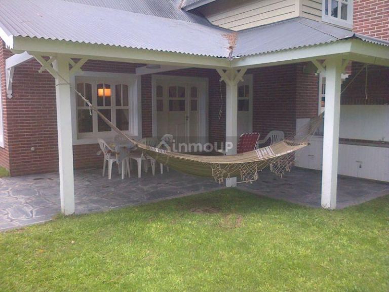 Casa en Alquiler Temporario en Pinamar, Buenos Aires Costa Atlantica