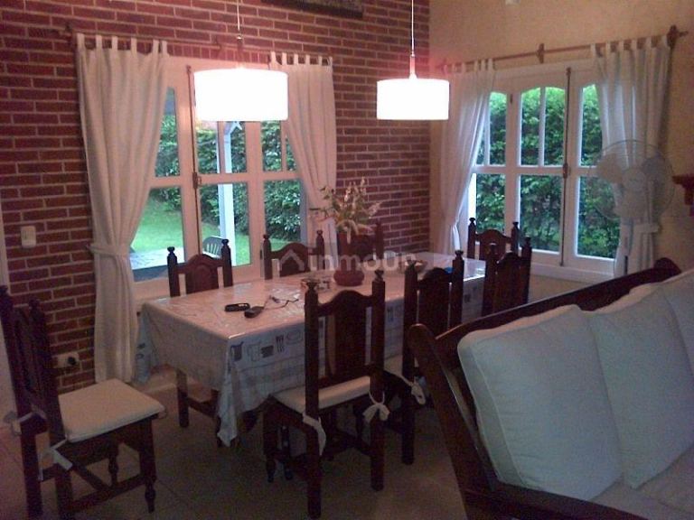 Casa en Alquiler Temporario en Pinamar, Buenos Aires Costa Atlantica