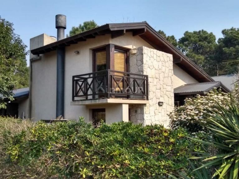 Casa en Alquiler Temporario en Pinamar, Buenos Aires Costa Atlantica