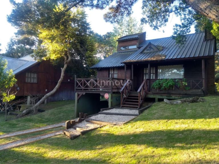 Casa en Alquiler Temporario en Pinamar, Buenos Aires Costa Atlantica